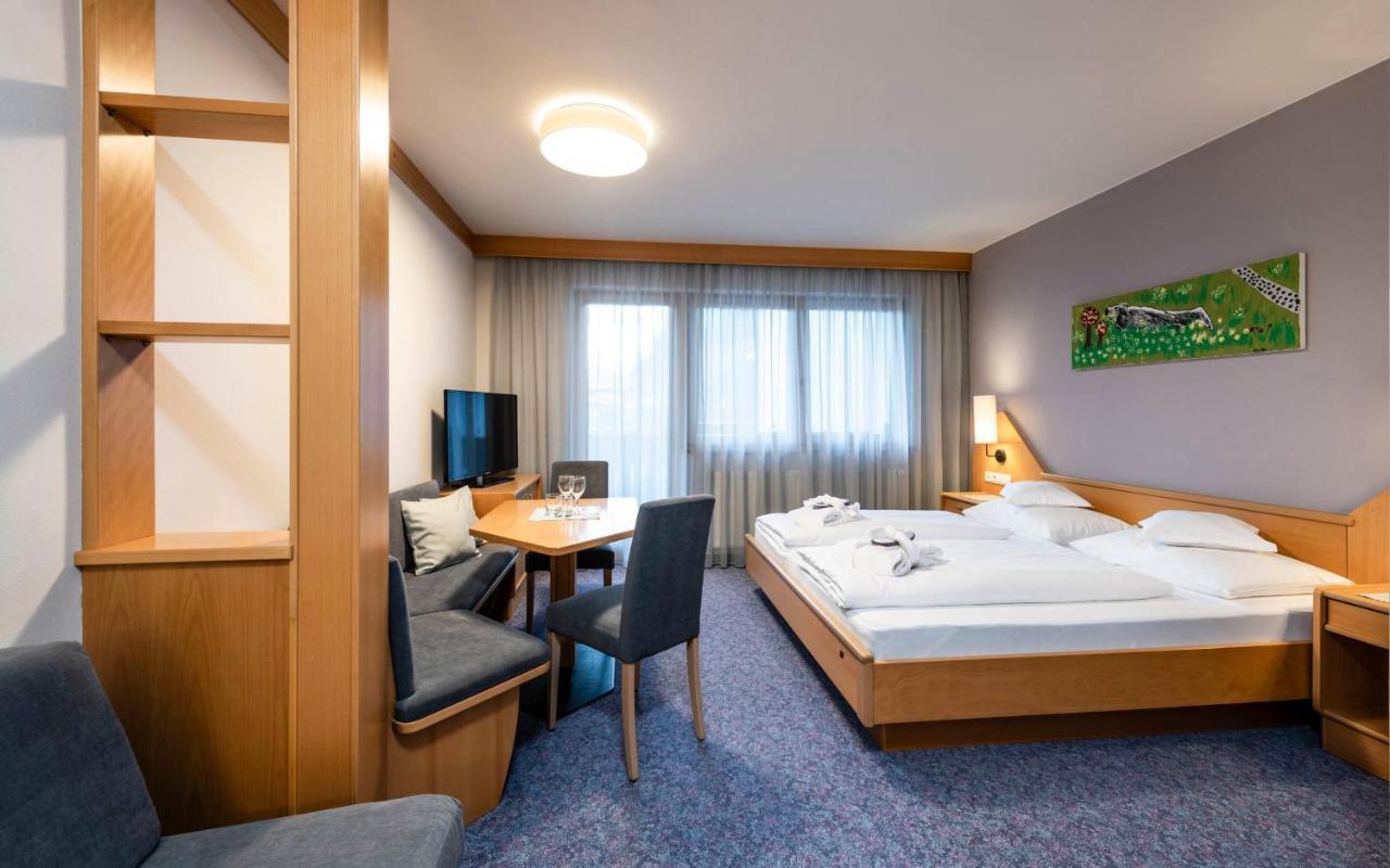 Familienhotel Viktoria Ulten Buitenkant foto