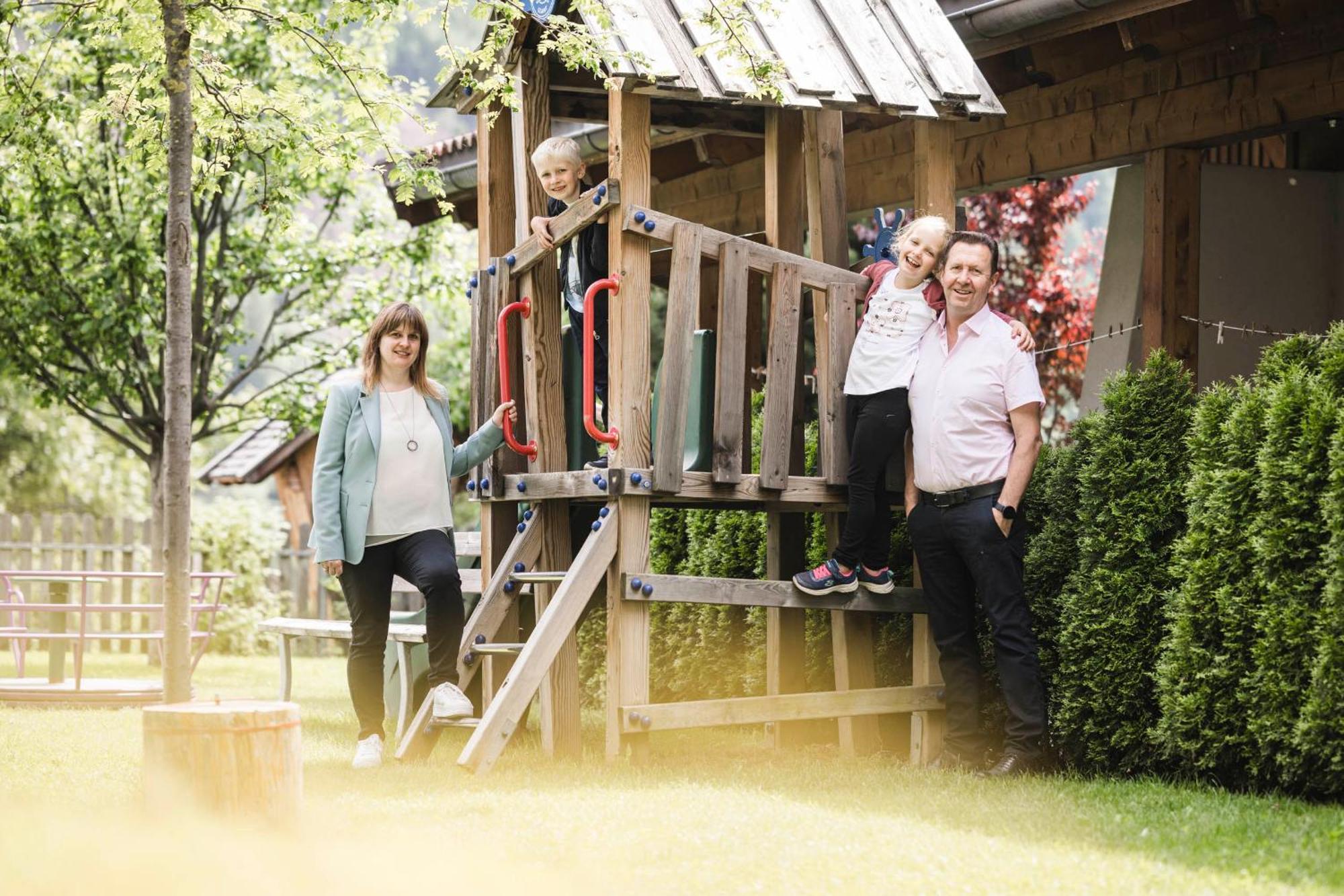 Familienhotel Viktoria Ulten Buitenkant foto