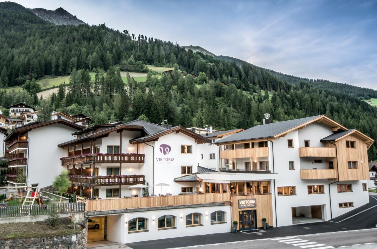 Familienhotel Viktoria Ulten Buitenkant foto