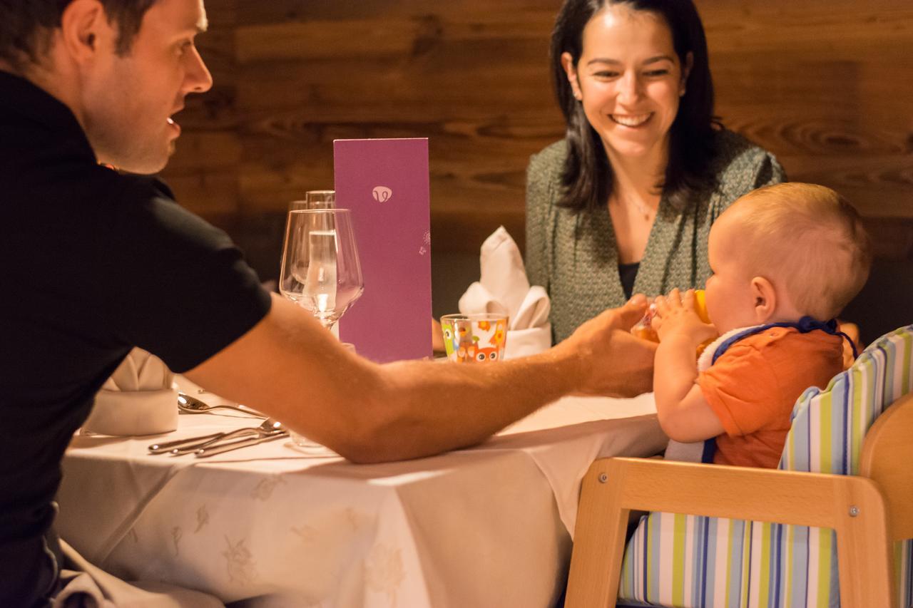 Familienhotel Viktoria Ulten Buitenkant foto