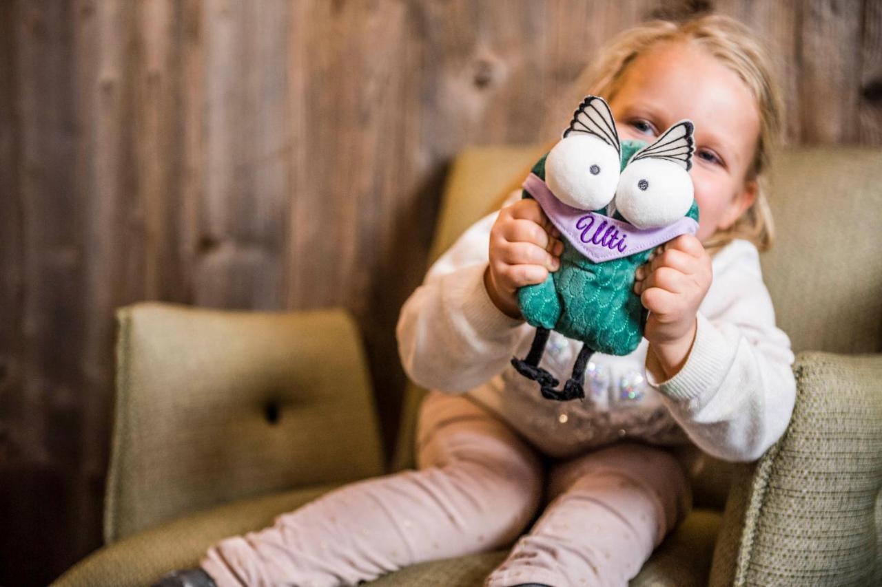 Familienhotel Viktoria Ulten Buitenkant foto